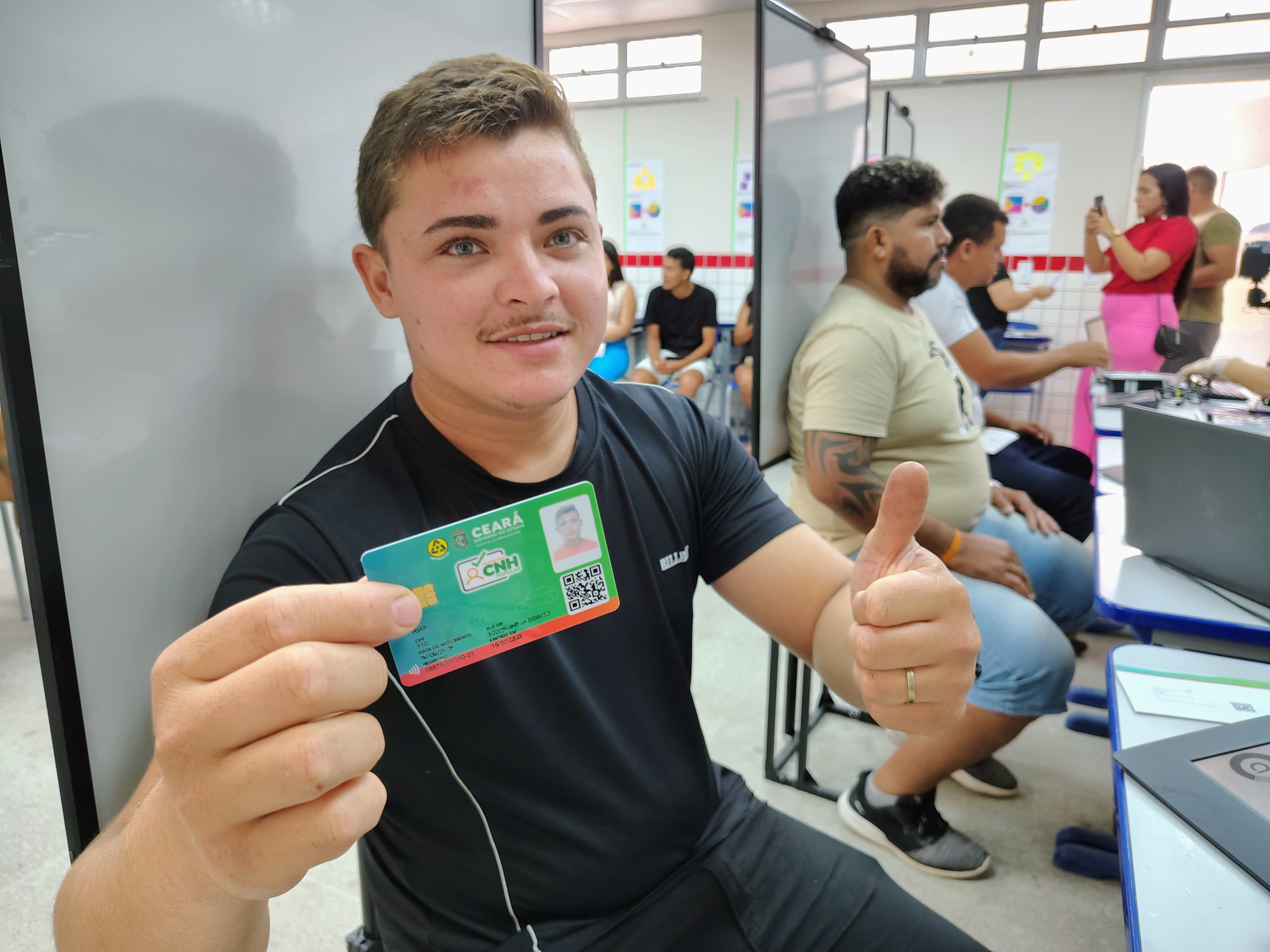 Detran-CE realiza atendimento do programa CNH Popular em quatro municípios neste fim de semana