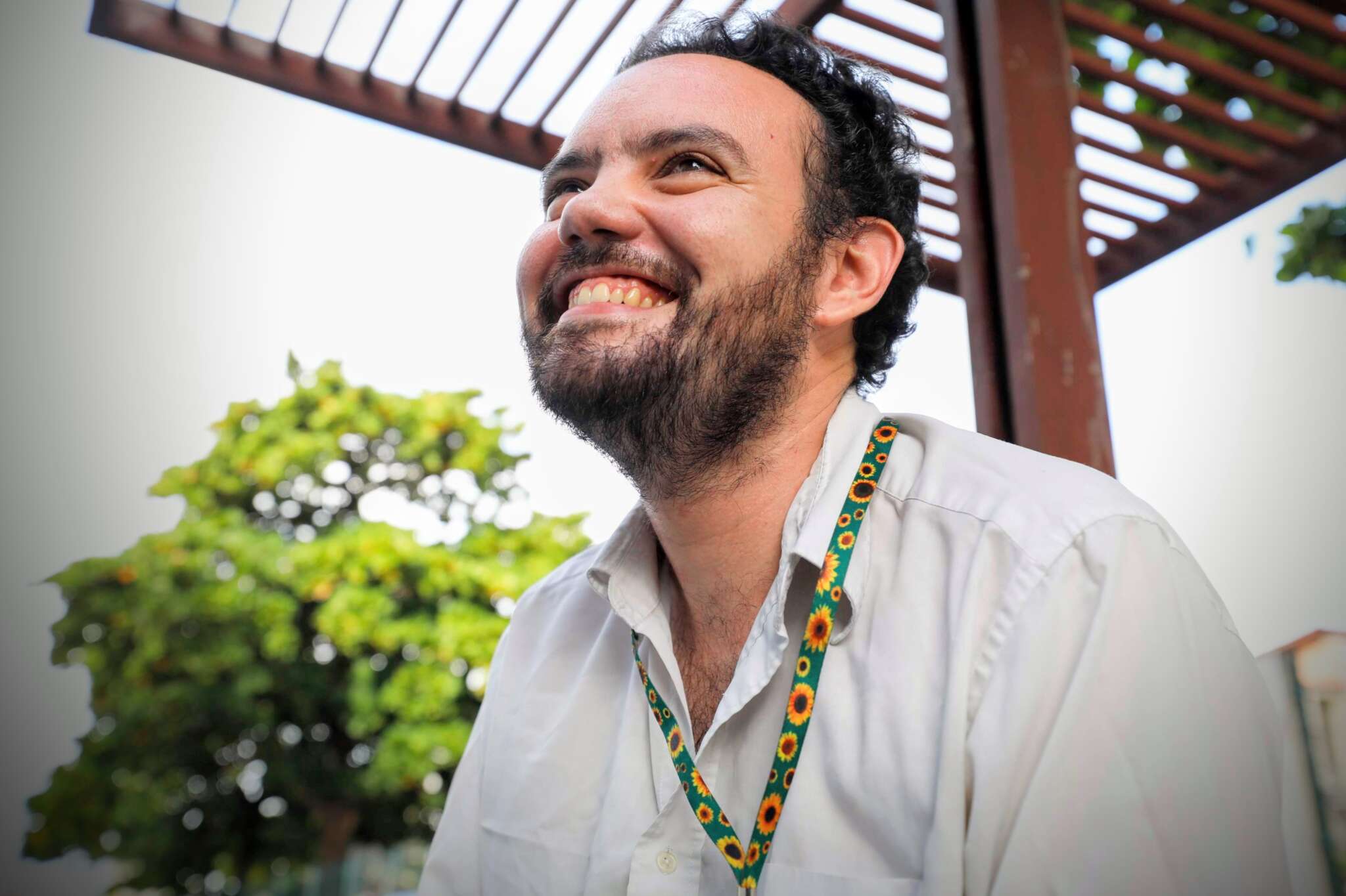 Lucas Maia: professor e gestor autista que atua para a garantia dos direitos das pessoas com deficiência e pelo fim do capacitismo
