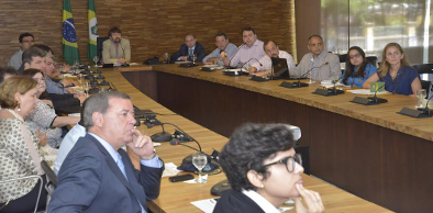 Com redução de vítimas fatais em 2014, Governo e sociedade civil iniciam Pacto pela Paz no Trânsito