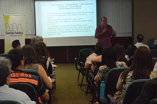Servidores participam do primeiro módulo do ProGpR
