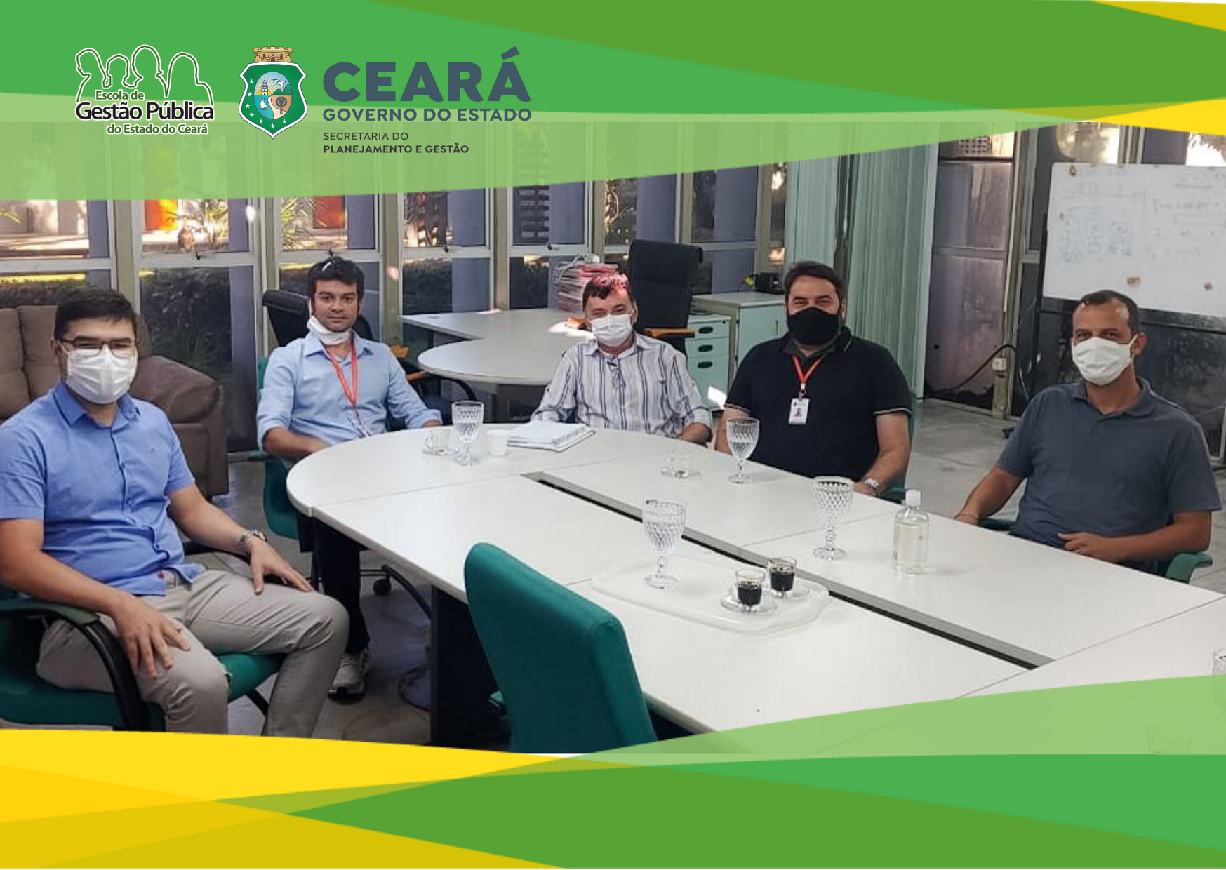 EGPCE se reúne com equipe de obra para acompanhar ações de manutenção predial realizadas na Escola
