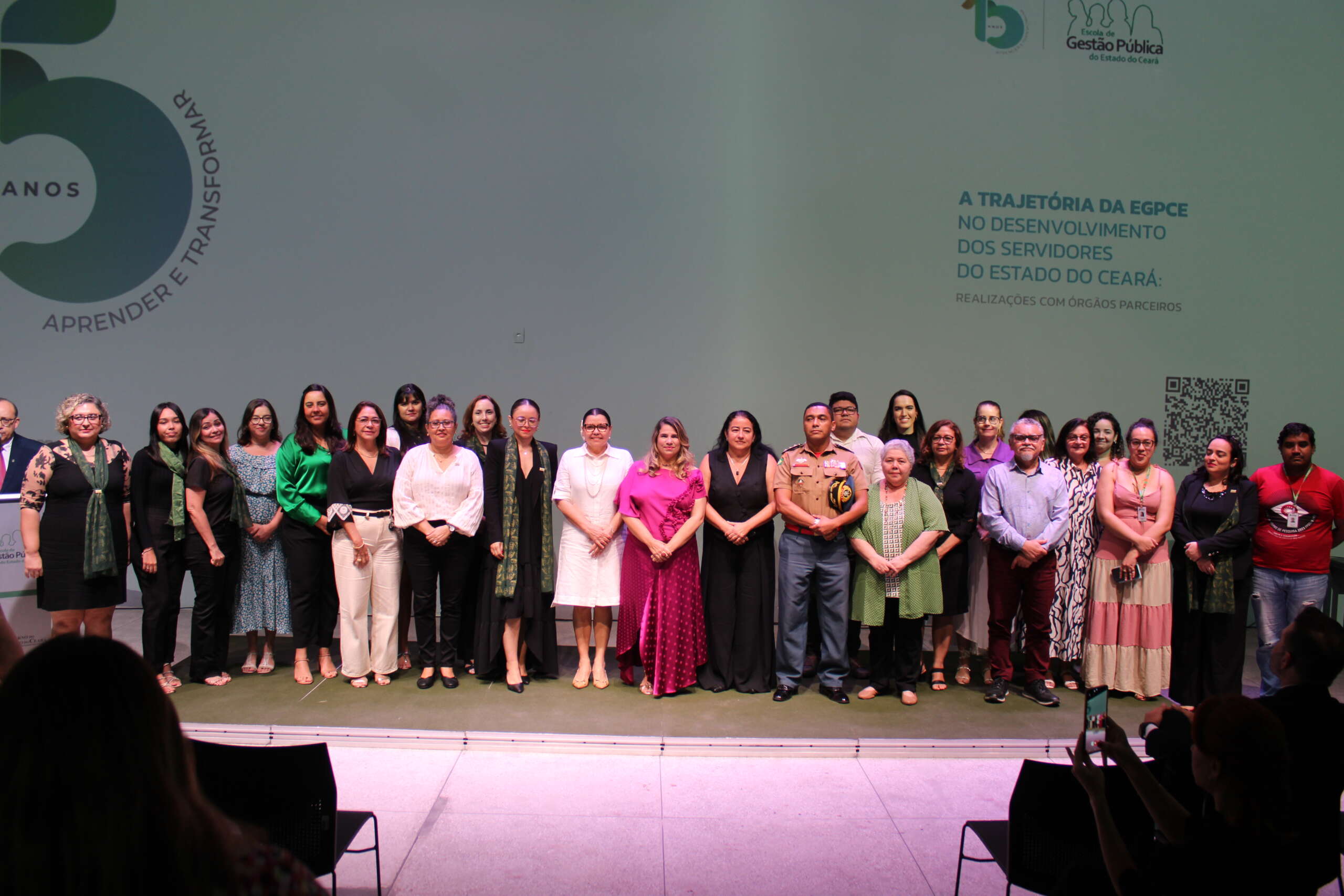 EGPCE comemora 15 anos com lançamento de e-book e homenagem às escolas de governo