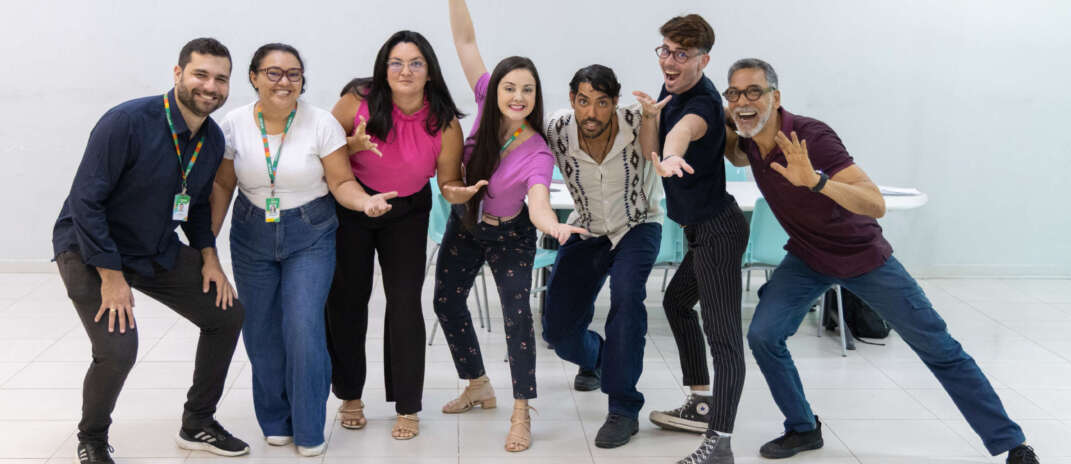 Qualidade de vida: Governo do Ceará oferta aulas de teatro para servidores públicos