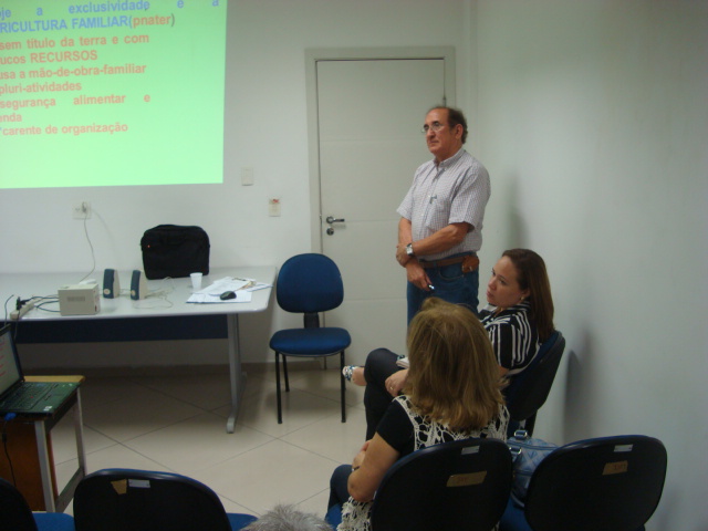 Ematerce faz treinamento sobre Metodologias Participativas