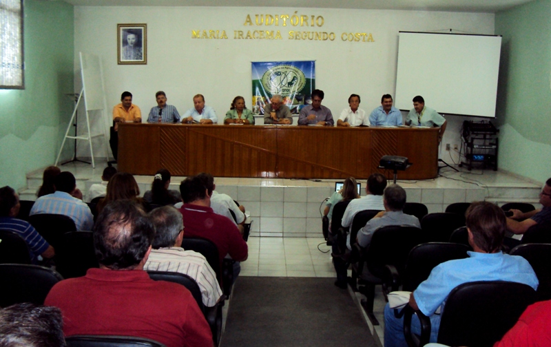 Agropacto debate a Feira de Animais de Quixadá