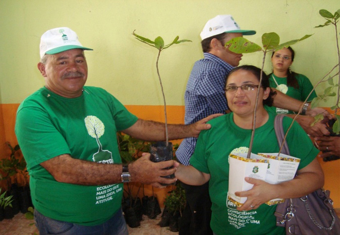 Apuiarés: iniciada Semana da Árvore