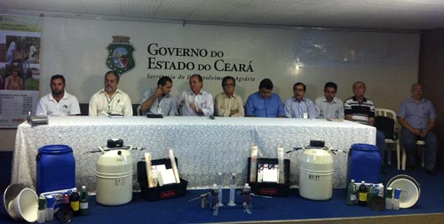 Reunião no Parque de Exposições Governador César Cals