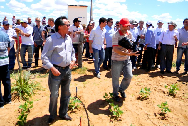 Jaguaretema: Ematerce participa da entrega do Projeto Alagamar