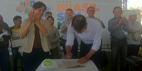 Presidente da Ematerce na solenidade de inauguração da cisterna 500 mil