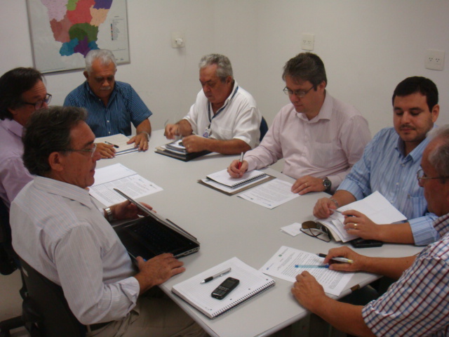Coordenador de Fomento do Dater reúne-se com diretoria executiva da Ematerce