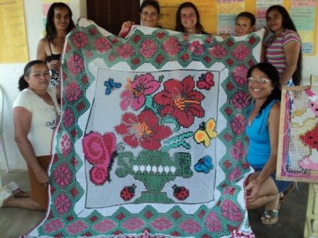 Iracema: reunião com grupo de artesãs no sítio Recanto