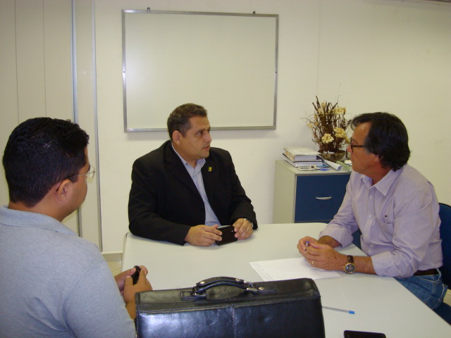 Superintendente Federal da Pesca e Aquicultura do Ceará  visita Ematerce