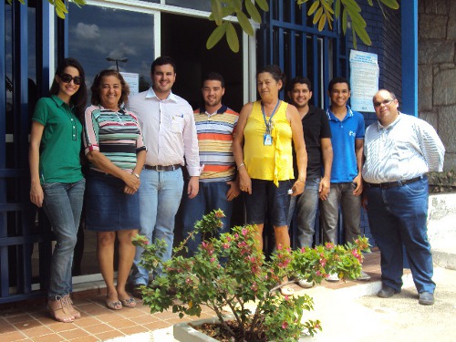 Diretor administrativo da Ematerce visita escritório de Assaré