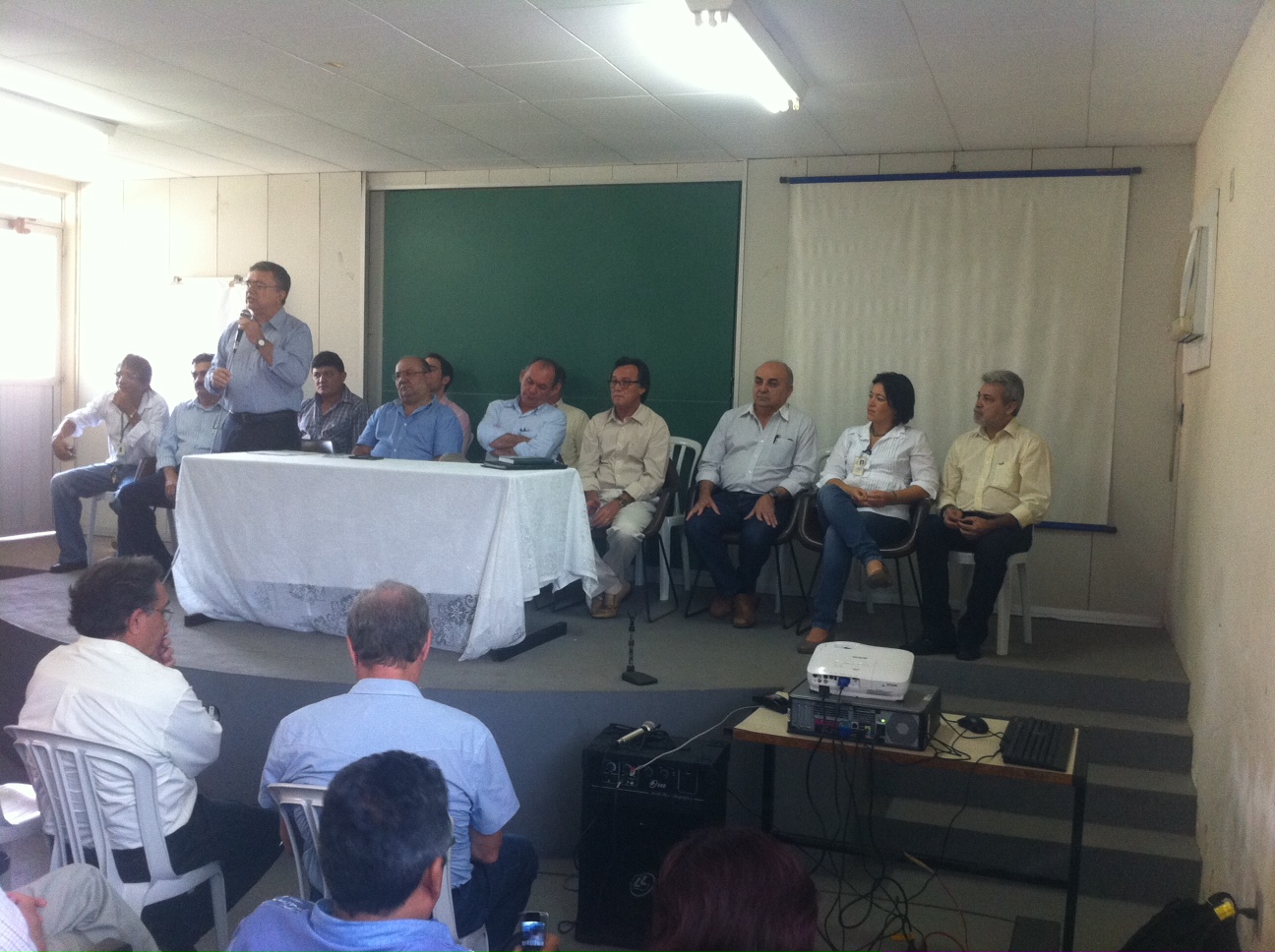 Dirigentes da Ematerce participam de seminário de Capacitação