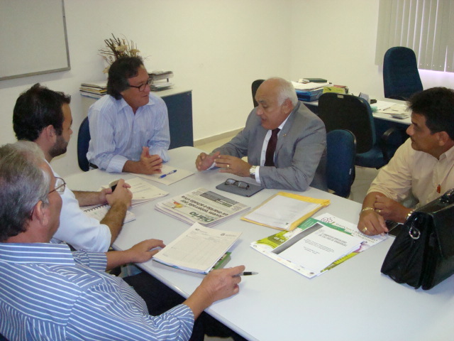 Deputado Estadual Carlomano Marques  visita presidente da Ematerce
