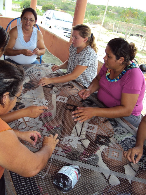 Jaguaribe: Ematerce colabora com a capacitação em artesanato