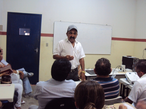 Cariri-Leste: gerente regional faz reunião sobre campanha contra febre aftosa
