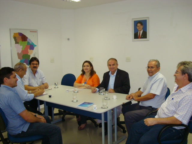 Ematerce recebe visita de representantes do Banco do Brasil e da Ceasa