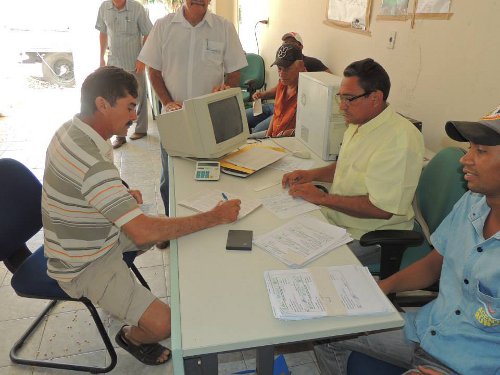Barro: iniciada distribuição de milho do Governo do Estado
