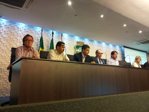 Presidente da Ematerce na solenidade de assinatura do convênio Projeto Paulo Freire