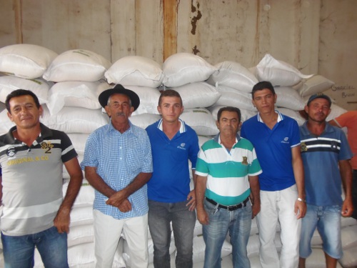 Cariús: Ematerce inicia distribuição do milho