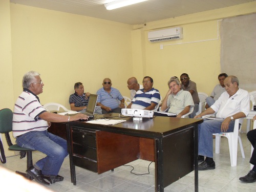 Ematerce metropolinata discute planejamento para 2014
