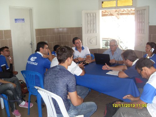 Araripe: gerente regional Cariri-Oeste orienta técnicos do PBSM