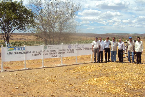 Barro: Dia de Campo com participação de extensionistas e agricultores