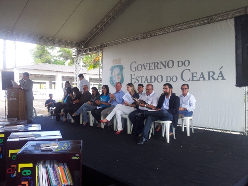 Presidente da Ematerce na solenidade da entrega de 190 bibliotecas rurais