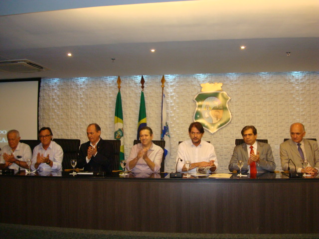 Palácio do Governo: presidente da Ematerce participa de reunião