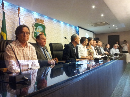 Presidente representa Ematerce na assinatura de ordens de serviços de abastecimento de água