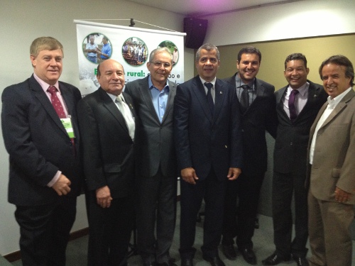 Dirigentes da Ematerce participam da Assembleia Geral Extraordinária da Asbraer