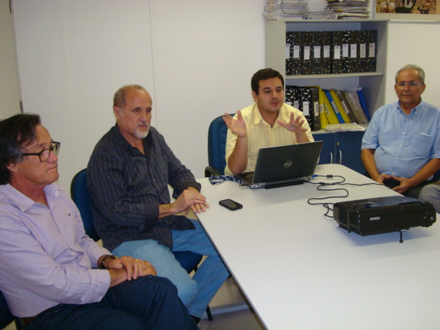 Deputado Hermínio Resende visita dirigentes da Ematerce