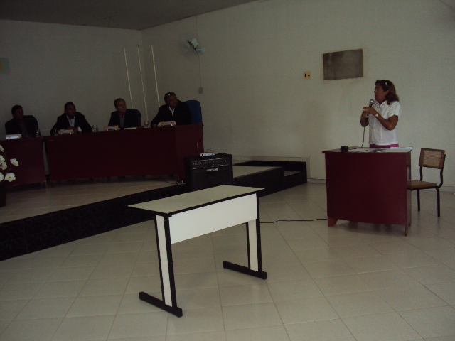 Assaré: gerente da Ematerce vai à Câmara Municipal