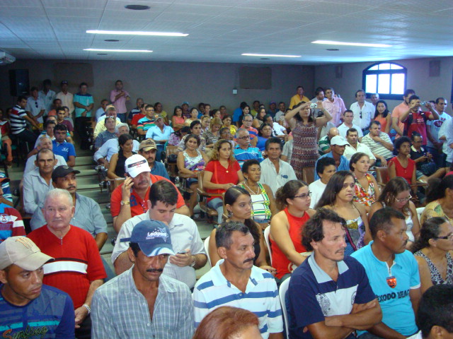 Paramoti: secretário da Agricultura visita presidente da Ematerce