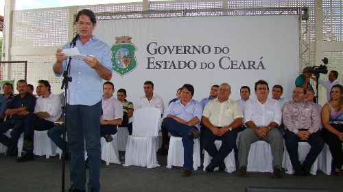 Itapipoca: presidente em exercício da Ematerce participa da entrega de títulos de terras