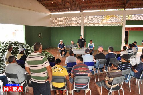 Cedro: Ematerce orienta agricultores no cultivo de palma forrageira irrigada