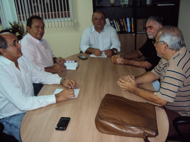 Presidente da Ematerce recebe dirigentes da Assema