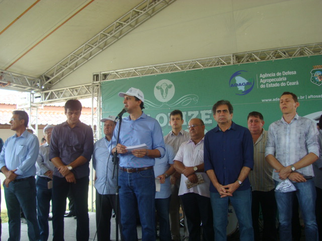 Governador Camilo Santana lança 1ª Etapa da Campanha de Vacinação contra Aftosa