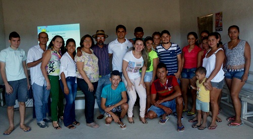 Cariré: Ematerce assessora jovens em camunidade rural