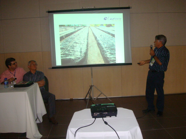EMATERCE: PALESTRA SOBRE AÇÕES EXTENSIONISTAS DA CAJUCULTURA NO 22º FRUTAL 2015
