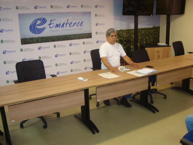 Ematerce: gerente de Apoio Técnico reúne assessores estaduais