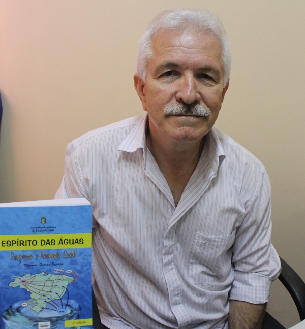 Assessor estadual da Ematerce lança o livro Espírito das Águas, Progresso e Harmonial Social