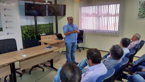 Ematerce: assessores estaduais apresentam trabalhos extensionistas de 2015