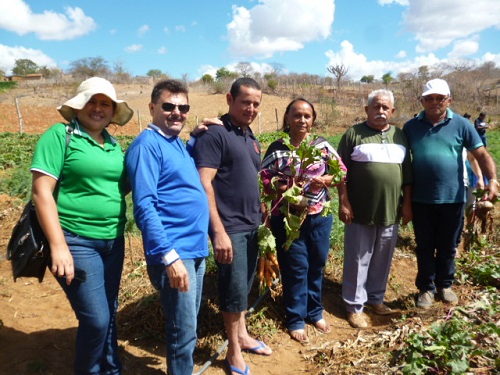 Ematerce orienta produtores de orgânicos em Salitre
