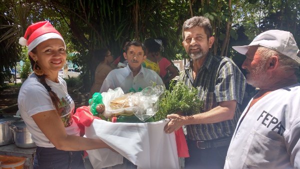 Crato: Ematerce e Associação do Sítio Corujas lançam edição comemorativa da Feira de Produtos da Agricultura Familiar