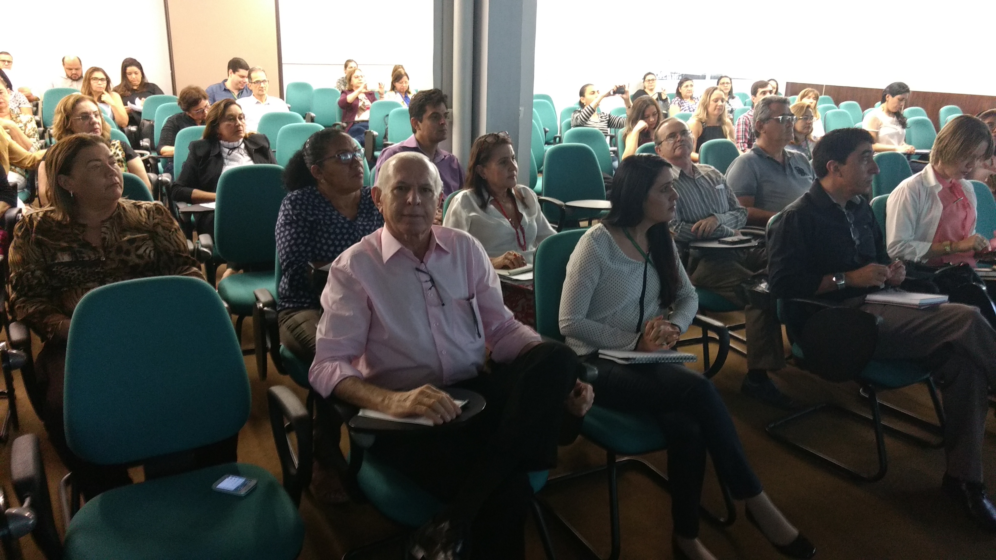 Ouvidores da Ematerce participam de reunião da Rede Estadual de Ouvidorias