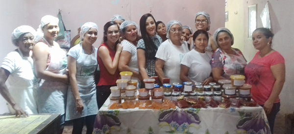 Sobral: agricultores familiares participam de Curso de Produção Artesanal de Derivados de Frutas