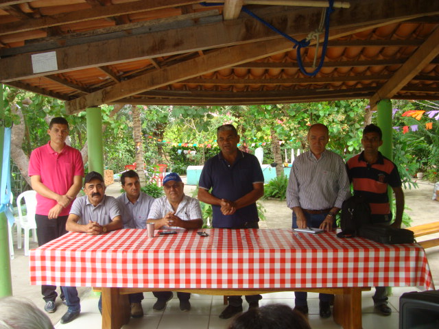 Ematerce discute fundação de cooperativa, em comunidade de Mauriti-CE