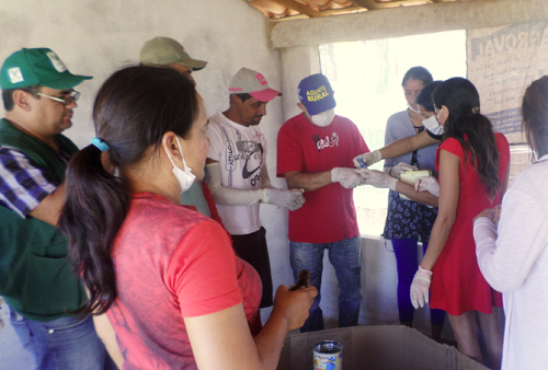 Ematerce e Senar ministram curso sobre aves,em Lavras da Mangabeira